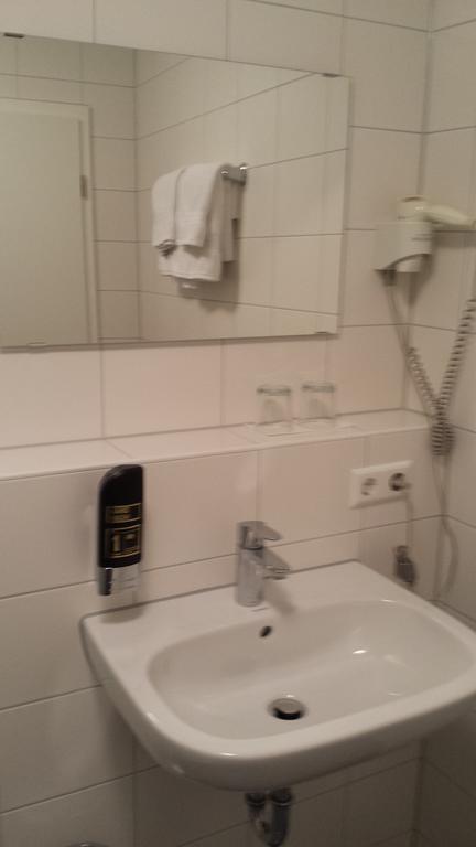Hotel Alte Krone Tübingen Pokoj fotografie