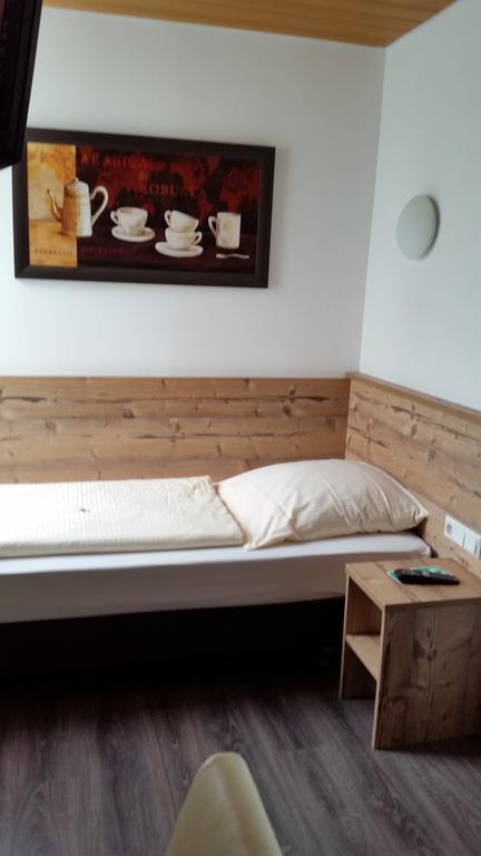 Hotel Alte Krone Tübingen Pokoj fotografie
