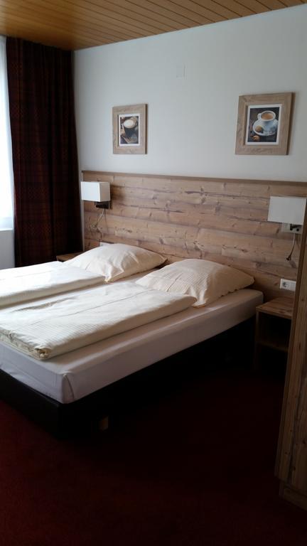 Hotel Alte Krone Tübingen Pokoj fotografie