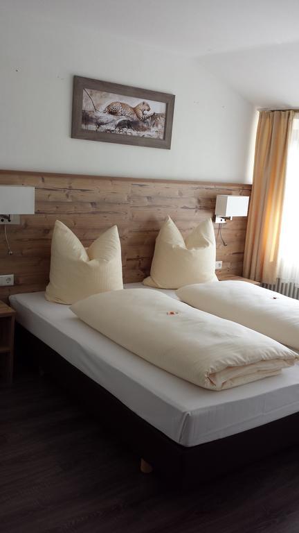 Hotel Alte Krone Tübingen Pokoj fotografie