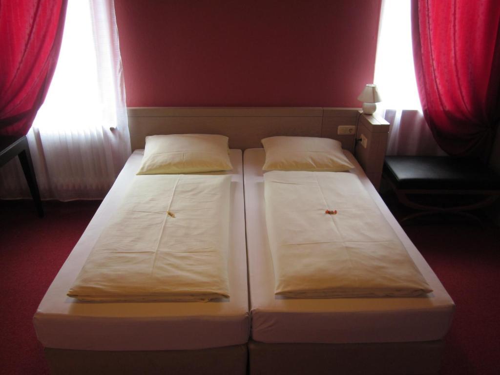 Hotel Alte Krone Tübingen Pokoj fotografie